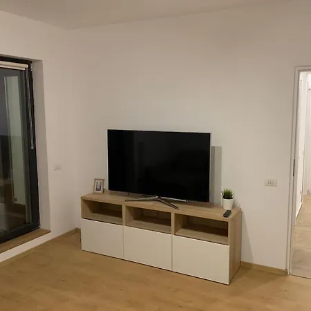 公寓 Apartment *